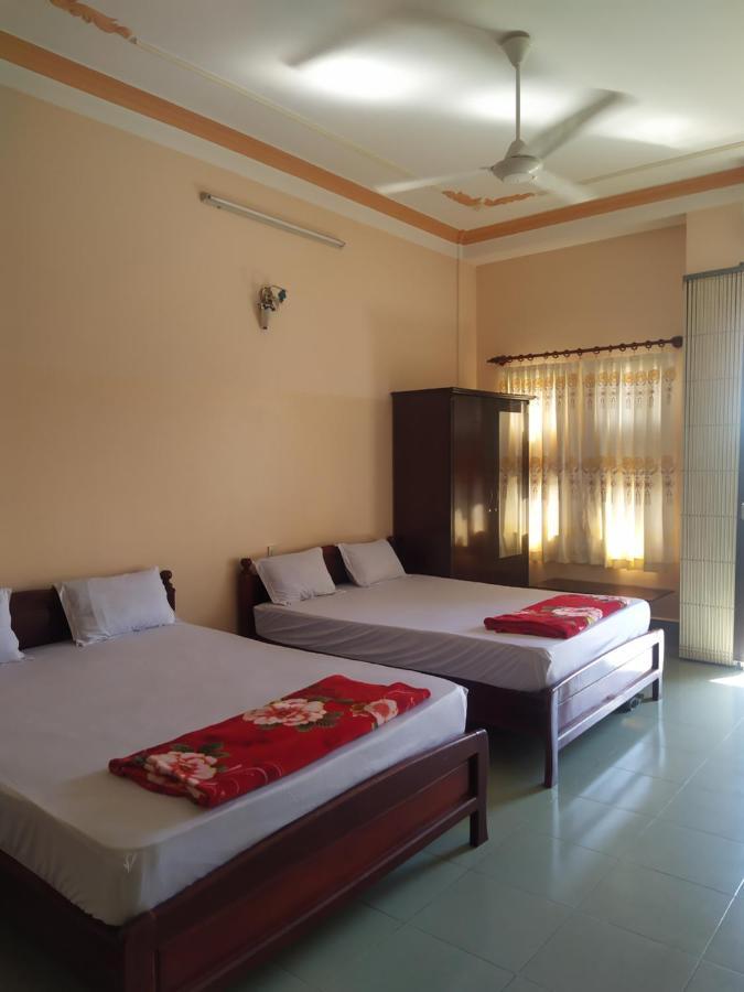 Nha Nghi Minh Quan Hotel Ха Тени Екстериор снимка